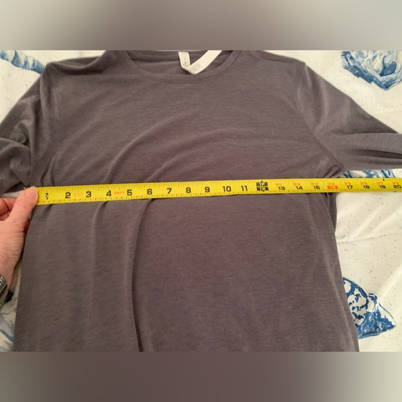 lululemon athletica Lifted Balance Asymmetrical Long Sleeve Top size 4 - Picture 8 of 8